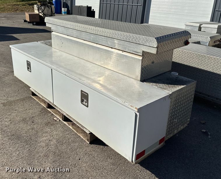 image for item EL0054 Automotive parts