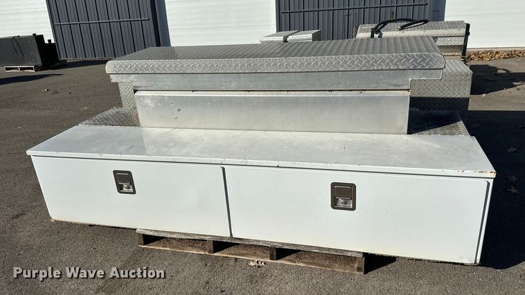 image for item EL0054 Automotive parts