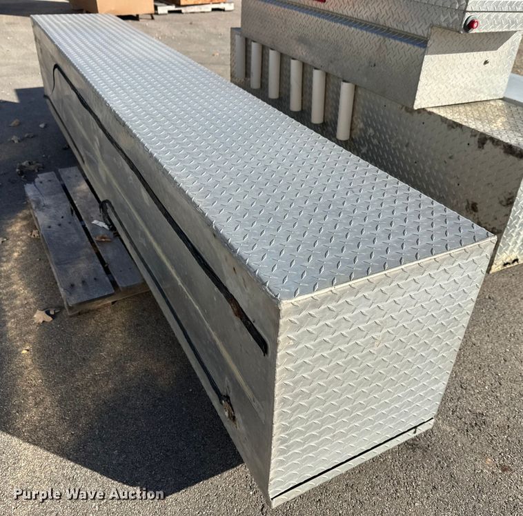 image for item EL0054 Automotive parts