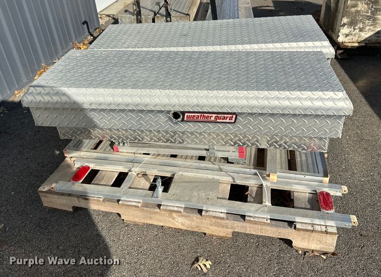 image for item EL0054 Automotive parts