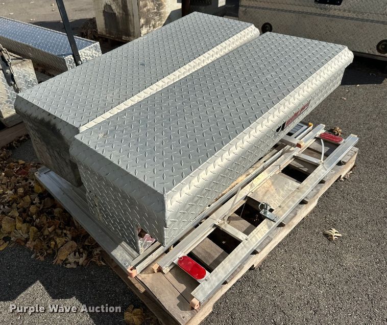 image for item EL0054 Automotive parts