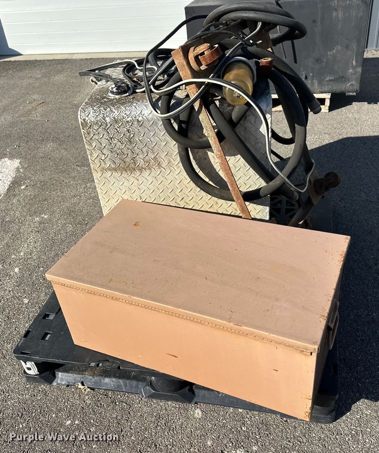 image for item EL0054 Automotive parts