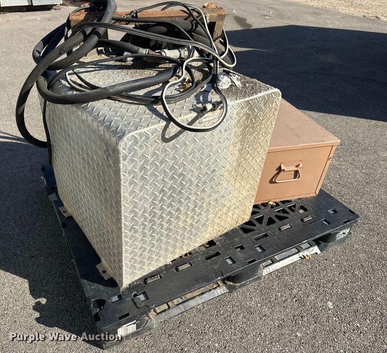 image for item EL0054 Automotive parts