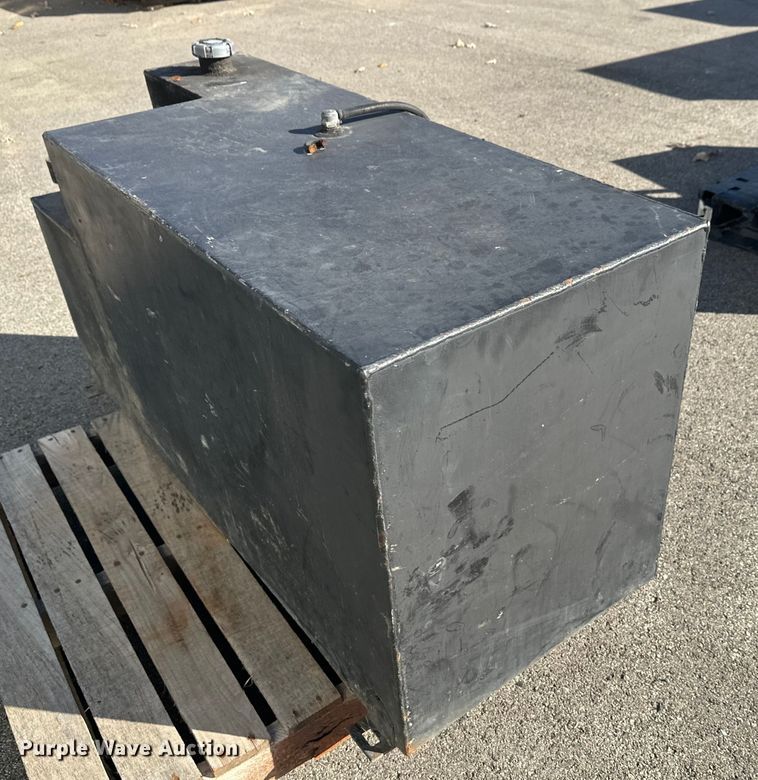 image for item EL0054 Automotive parts