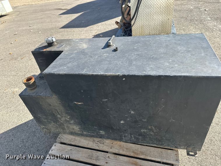 image for item EL0054 Automotive parts