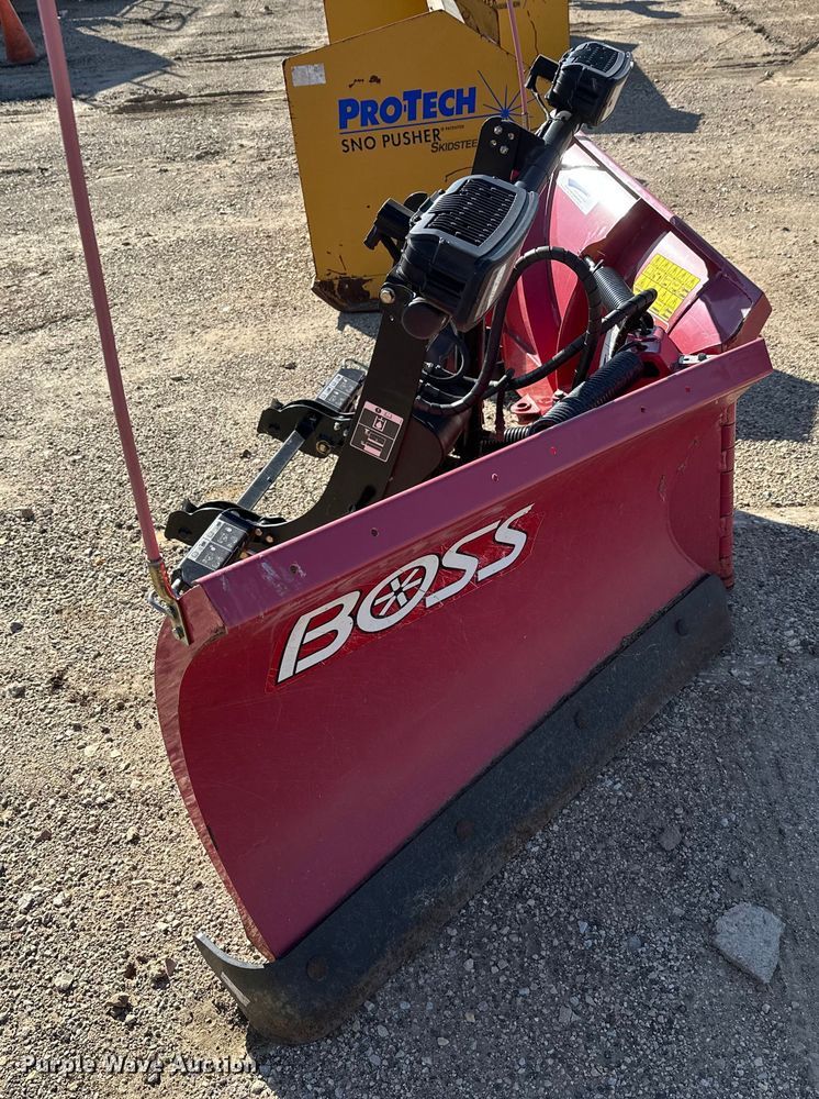 image for item EL0063 Boss HDX-V snow plow