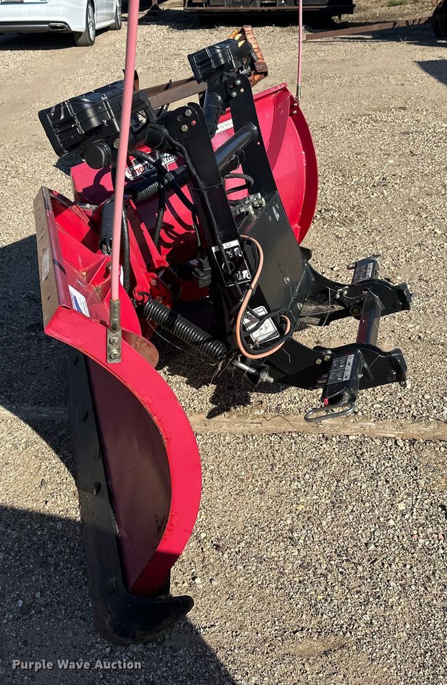 image for item EL0063 Boss HDX-V snow plow