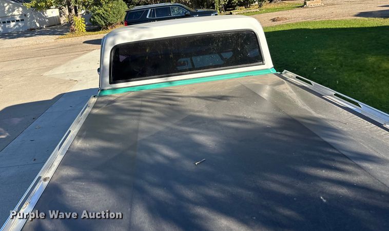 image for item EL0070 1972 Chevrolet C10 pickup truck