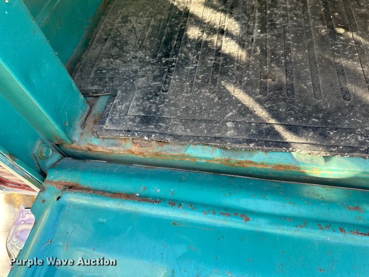 image for item EL0070 1972 Chevrolet C10 pickup truck