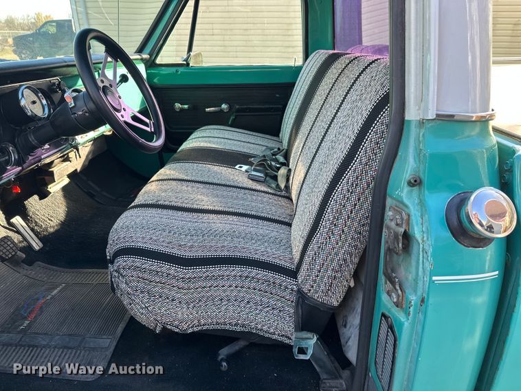 image for item EL0070 1972 Chevrolet C10 pickup truck