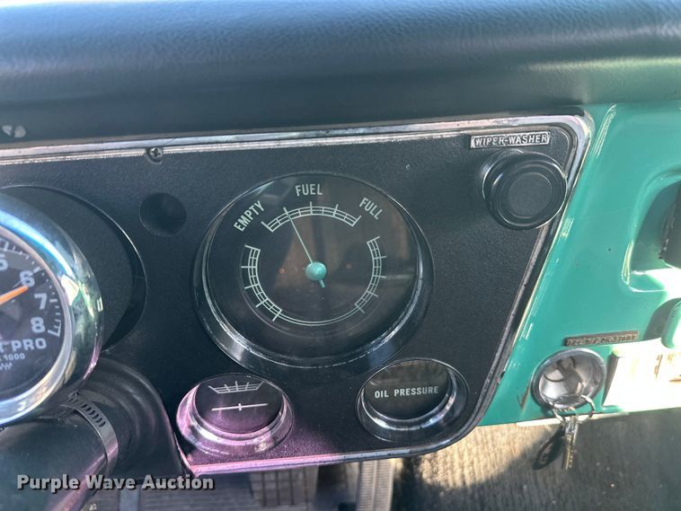 image for item EL0070 1972 Chevrolet C10 pickup truck