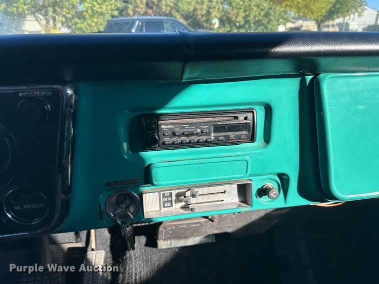 image for item EL0070 1972 Chevrolet C10 pickup truck