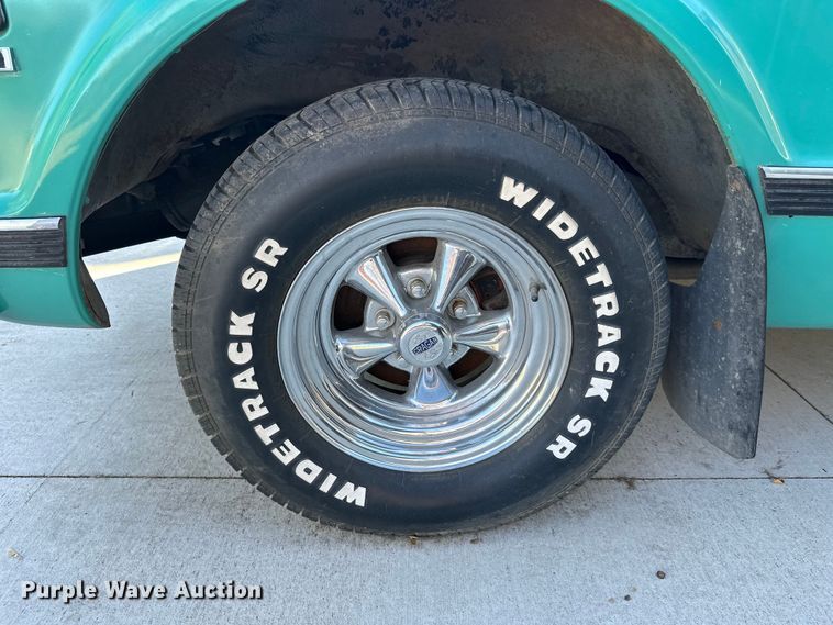 image for item EL0070 1972 Chevrolet C10 pickup truck