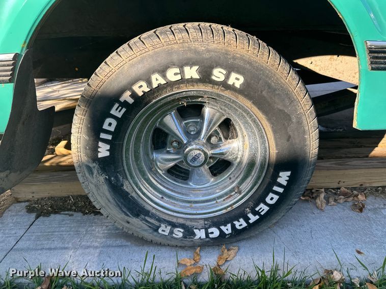 image for item EL0070 1972 Chevrolet C10 pickup truck