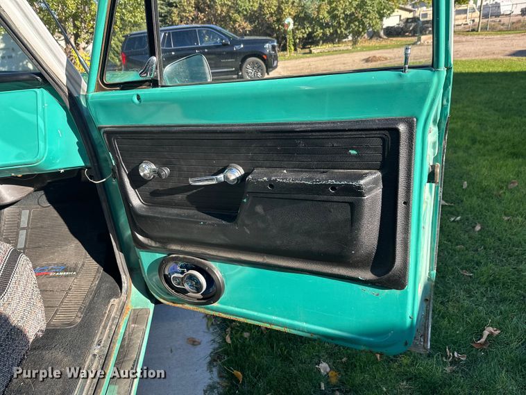 image for item EL0070 1972 Chevrolet C10 pickup truck