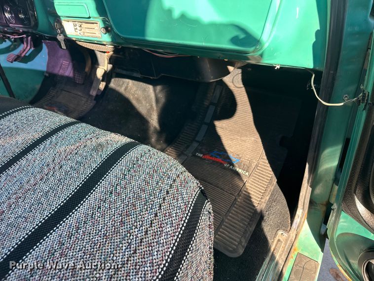 image for item EL0070 1972 Chevrolet C10 pickup truck