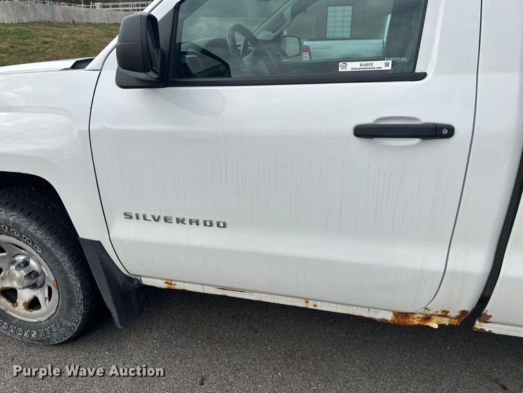 image for item EL0072 2014 Chevrolet Silverado 1500 pickup truck