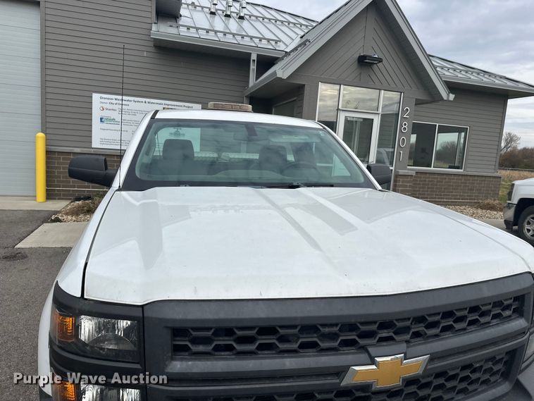 image for item EL0072 2014 Chevrolet Silverado 1500 pickup truck