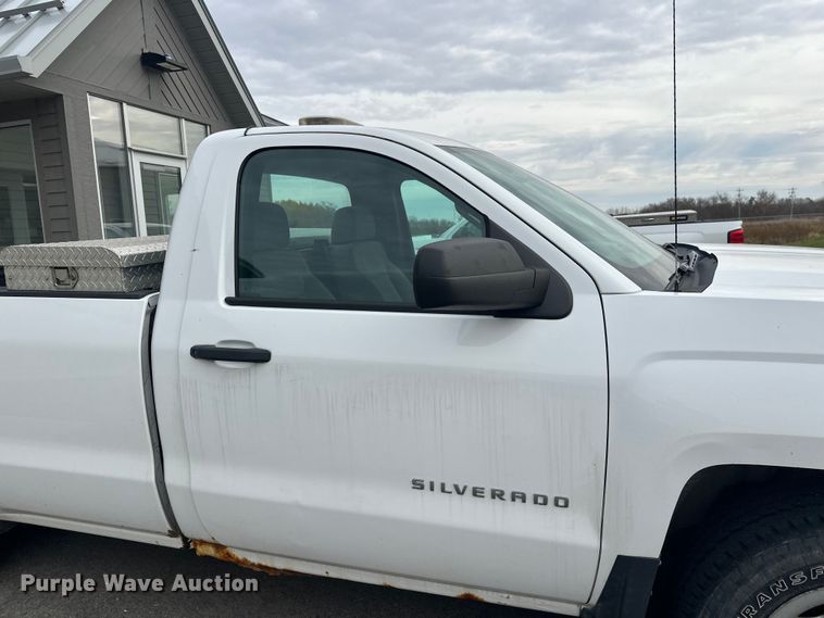 image for item EL0072 2014 Chevrolet Silverado 1500 pickup truck