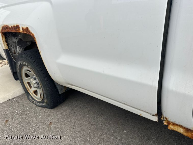 image for item EL0072 2014 Chevrolet Silverado 1500 pickup truck