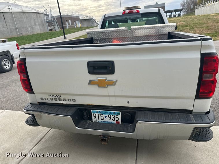 image for item EL0072 2014 Chevrolet Silverado 1500 pickup truck