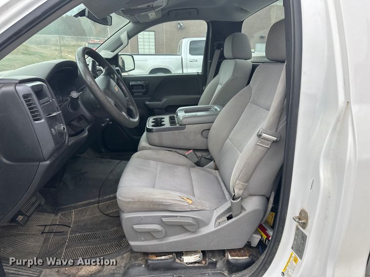 image for item EL0072 2014 Chevrolet Silverado 1500 pickup truck