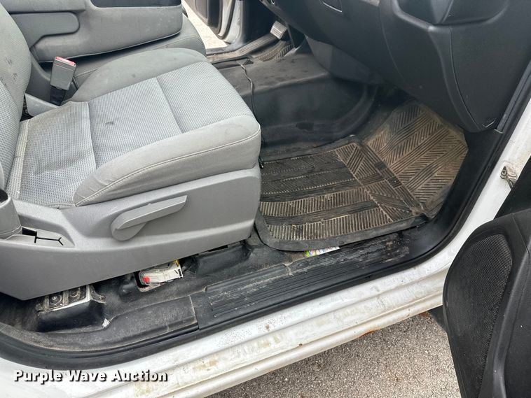 image for item EL0072 2014 Chevrolet Silverado 1500 pickup truck