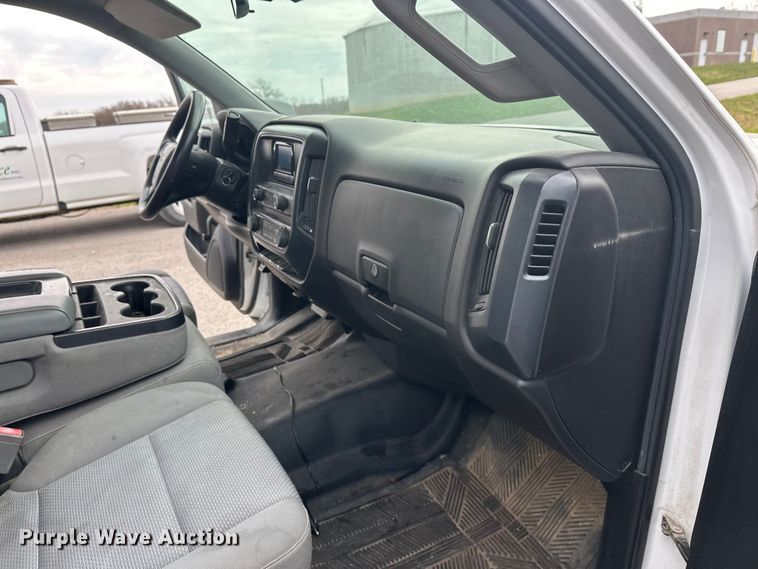 image for item EL0072 2014 Chevrolet Silverado 1500 pickup truck