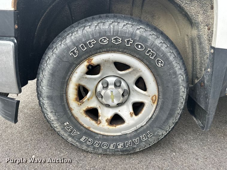 image for item EL0072 2014 Chevrolet Silverado 1500 pickup truck