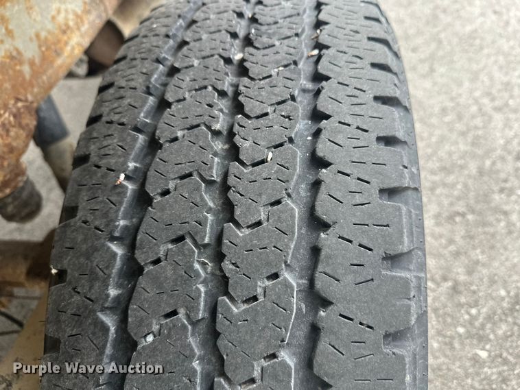 image for item EL0072 2014 Chevrolet Silverado 1500 pickup truck