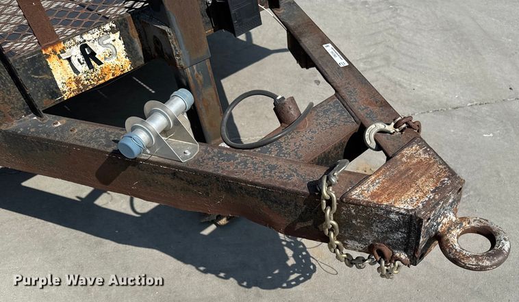 image for item EM2350 1998 Starlite Trailers 82-H18+26CR equipment trailer