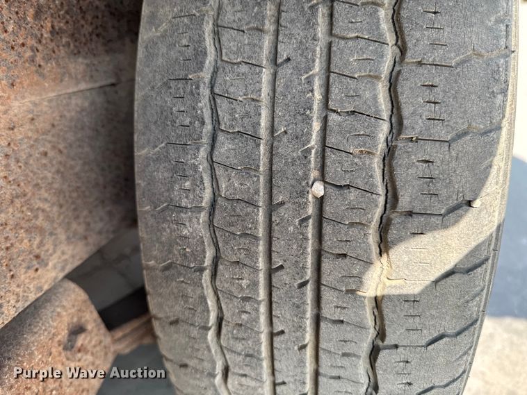 image for item EM2350 1998 Starlite Trailers 82-H18+26CR equipment trailer