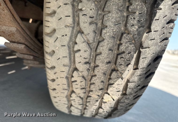 image for item EM2350 1998 Starlite Trailers 82-H18+26CR equipment trailer