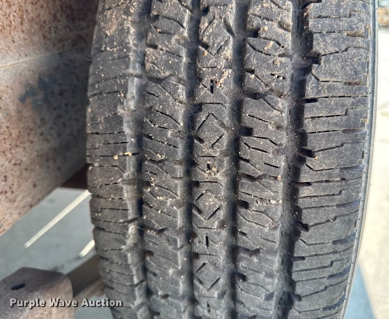 image for item EM2350 1998 Starlite Trailers 82-H18+26CR equipment trailer