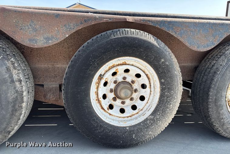 image for item EM2350 1998 Starlite Trailers 82-H18+26CR equipment trailer