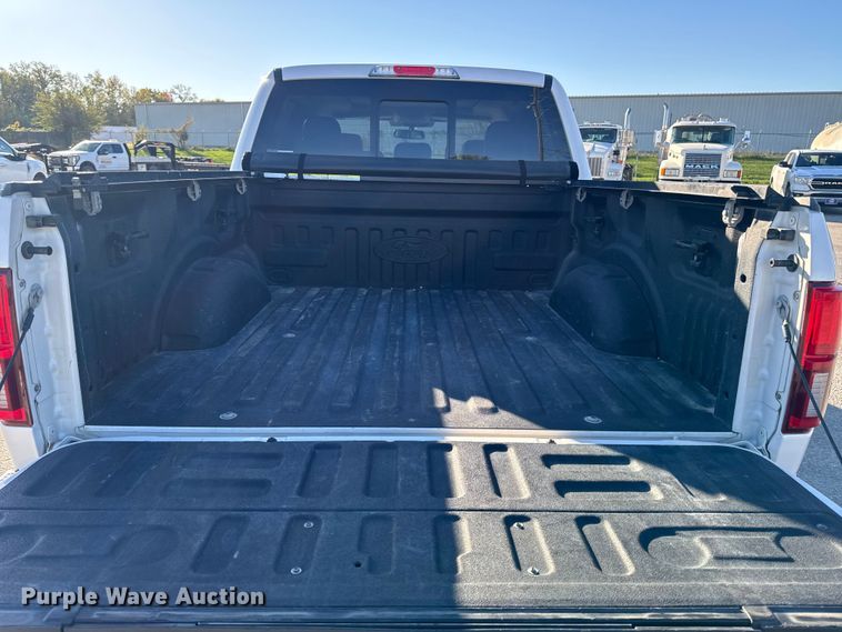 image for item EM2446 2019 Ford F150 Limited SuperCrew pickup truck