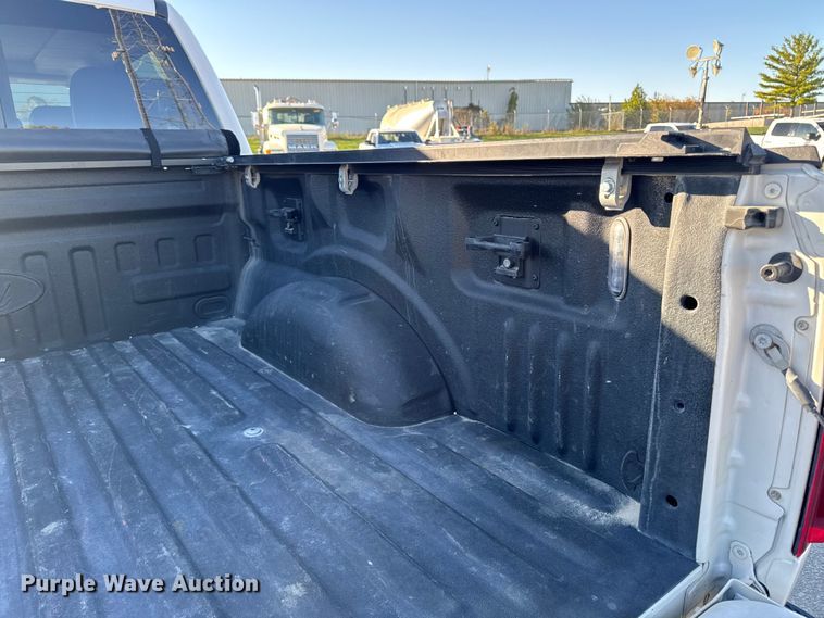image for item EM2446 2019 Ford F150 Limited SuperCrew pickup truck