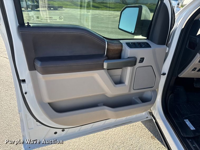 image for item EM2446 2019 Ford F150 Limited SuperCrew pickup truck