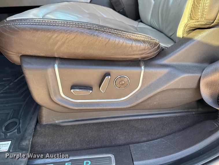 image for item EM2446 2019 Ford F150 Limited SuperCrew pickup truck