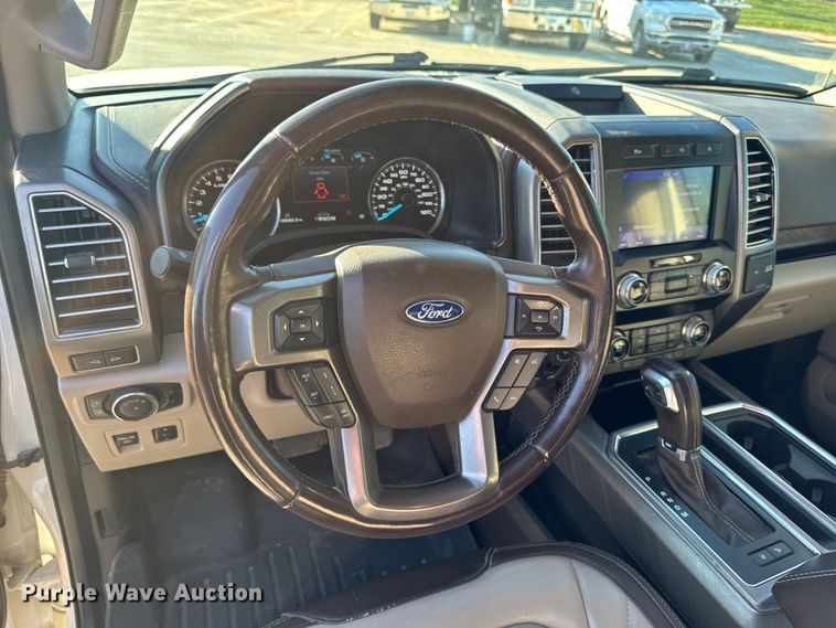 image for item EM2446 2019 Ford F150 Limited SuperCrew pickup truck