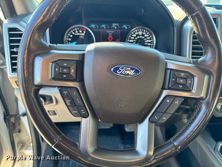 image for item EM2446 2019 Ford F150 Limited SuperCrew pickup truck