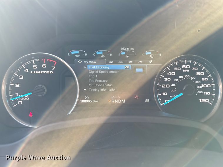 image for item EM2446 2019 Ford F150 Limited SuperCrew pickup truck