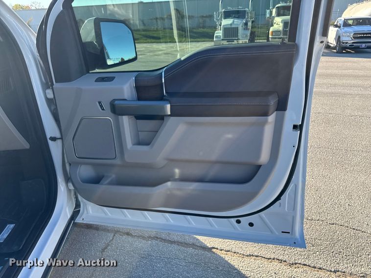 image for item EM2446 2019 Ford F150 Limited SuperCrew pickup truck