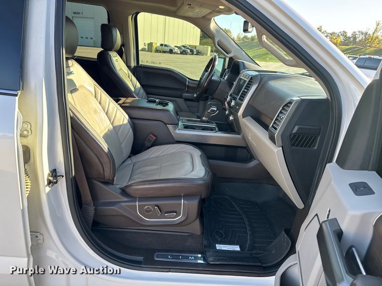 image for item EM2446 2019 Ford F150 Limited SuperCrew pickup truck