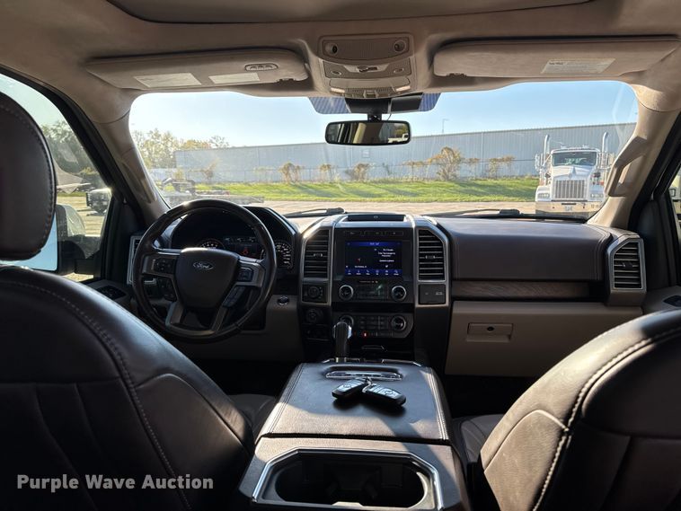 image for item EM2446 2019 Ford F150 Limited SuperCrew pickup truck