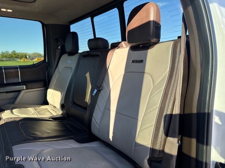 image for item EM2446 2019 Ford F150 Limited SuperCrew pickup truck