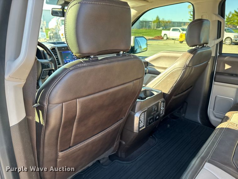 image for item EM2446 2019 Ford F150 Limited SuperCrew pickup truck