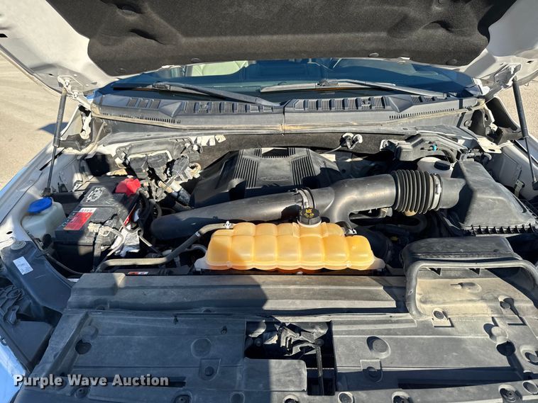 image for item EM2446 2019 Ford F150 Limited SuperCrew pickup truck