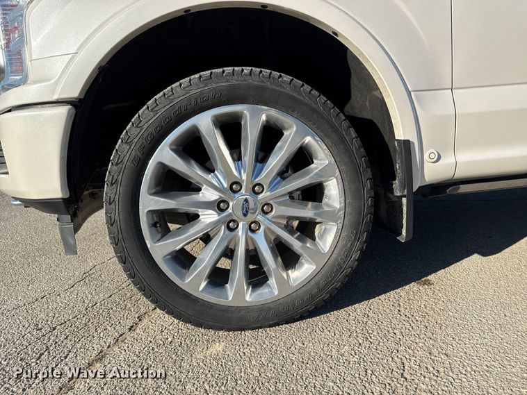 image for item EM2446 2019 Ford F150 Limited SuperCrew pickup truck