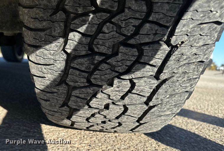 image for item EM2446 2019 Ford F150 Limited SuperCrew pickup truck